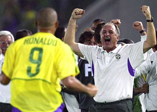 Luiz Felipe Scolari celebrates with Ronaldo